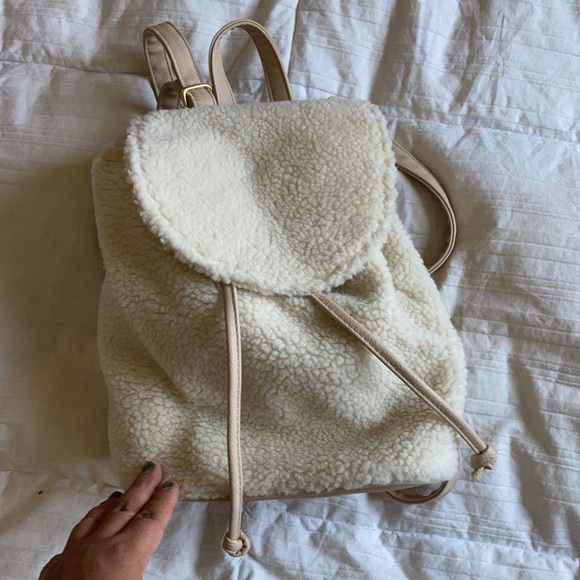 3 colors- Teddy backpack with flat bottom in light cream and black and pink - Picture 3 of 15